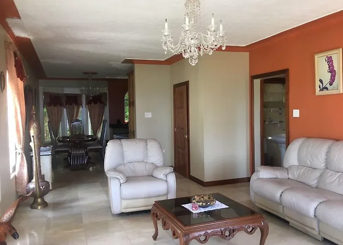 Aparthotel The Bird's Eye View Ocho Rios
